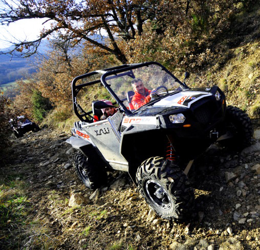 4x4_polaris_franchissement_Auvergne
